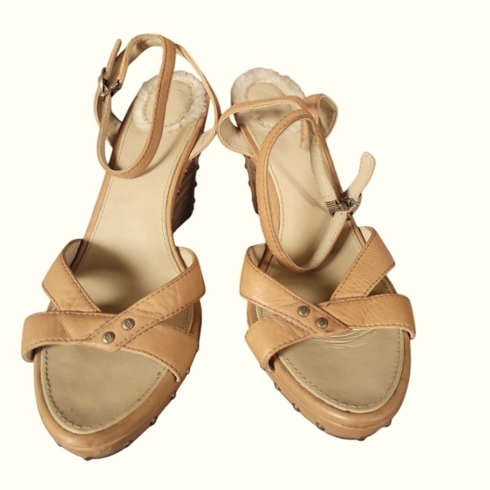 UGG 'Rochelle' Women's Tan Studded Strappy Wedge Stacked Ankle Strap Sandals W8